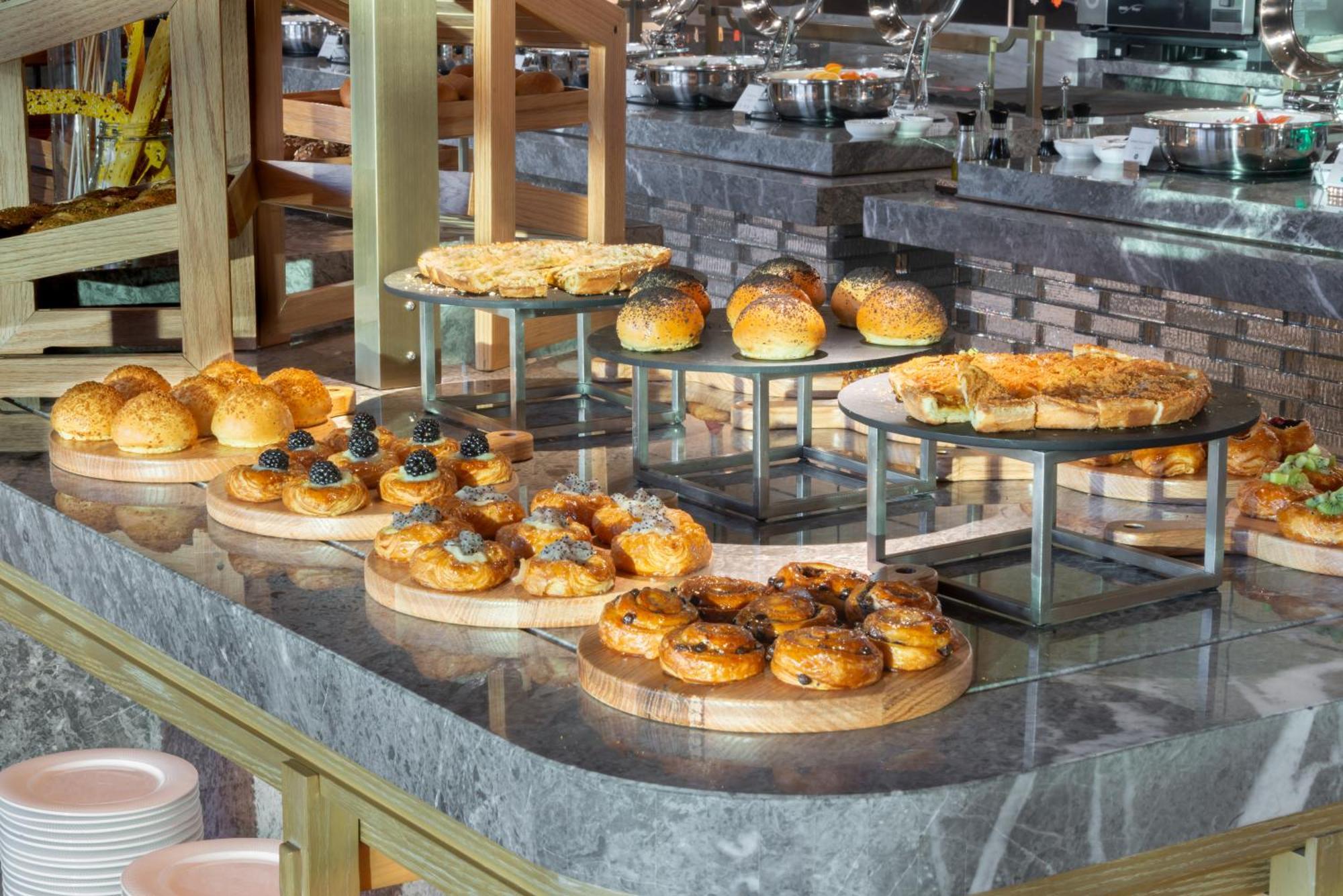 Narcissus The Royal Hotel Riad Exterior foto A selection of pastries